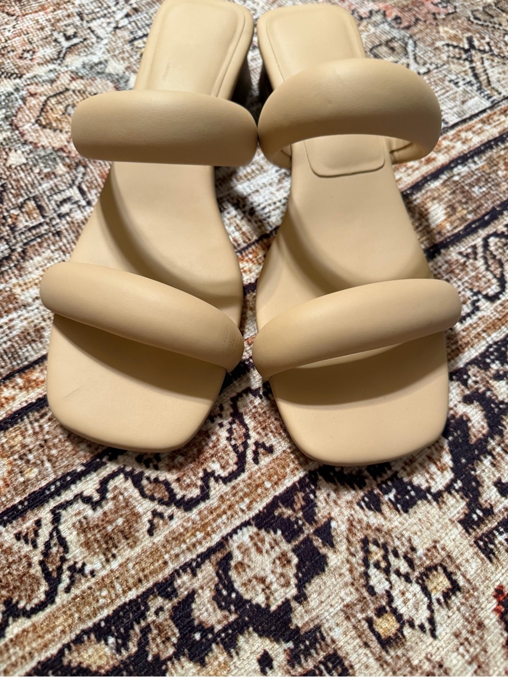Life Stride Beige Double-Padded Slide Heels